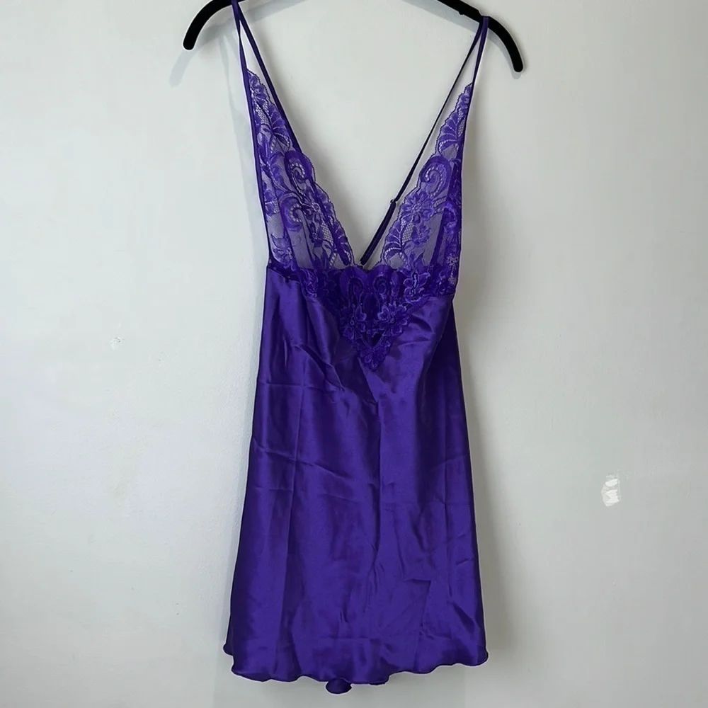 Shirley of Hollywood purple lace nightie/ chemise 2 piece NWT adjustable strap